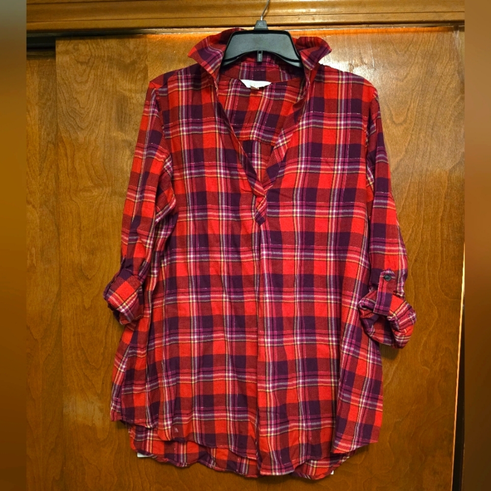a:glow Large Maternity Top plaid flannel red purple soft roll-up sleeves vneck